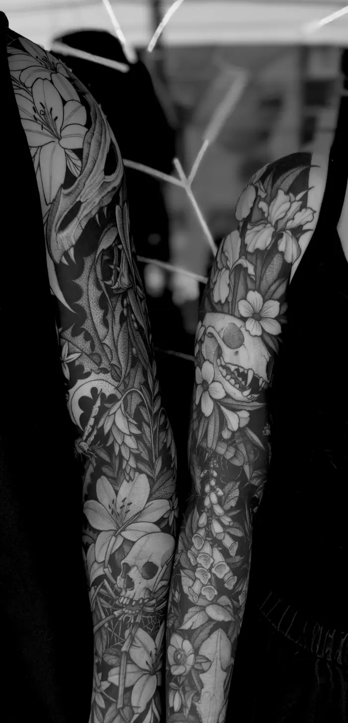 Two matching floral sleeves